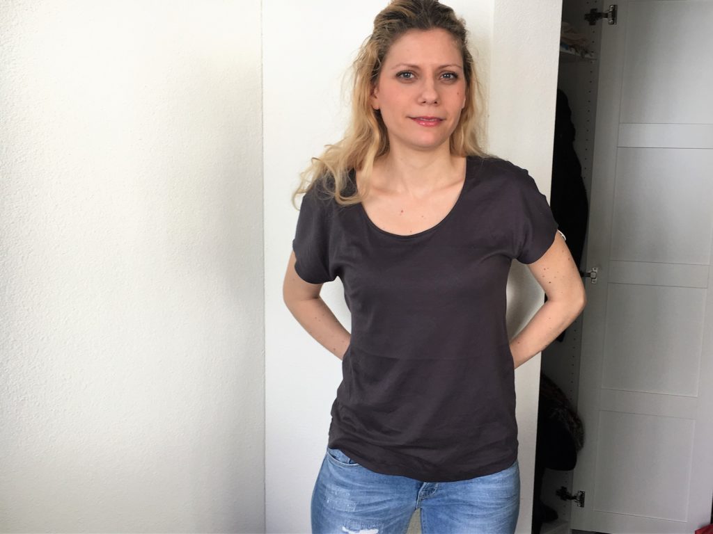 Bild von Daphne Chaimovitz sich in seinen Kleidern wohlfühlen
