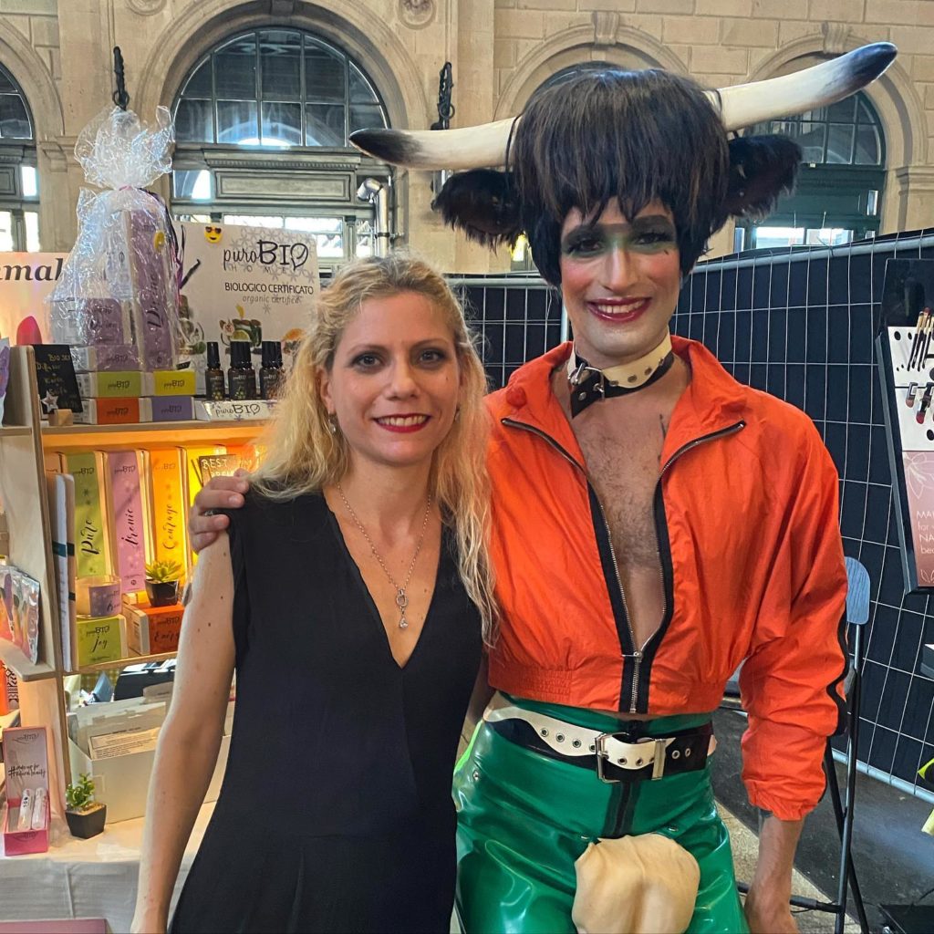 Bild von Daniel Hellmann, Soya the Cow und Daphne Chaimovitz