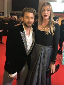 Bild von den Swiss Music Awards 2018 Baschi und Freundin