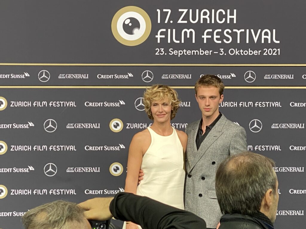 Bild von Cécile de France und Benjamin Voisin