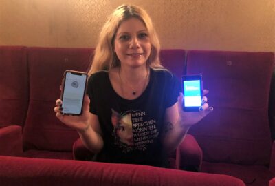 Bild von Daphne Chaimovitz an einer Pressevisionierung