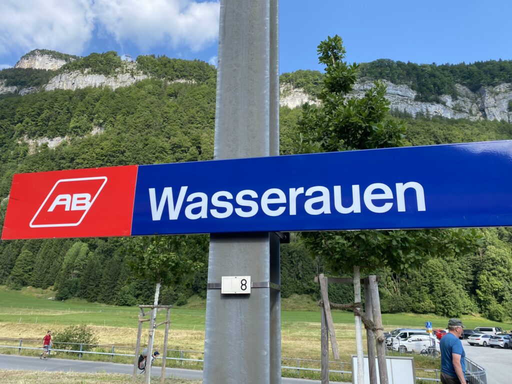 Bild vom Bahnschild Wasserauen