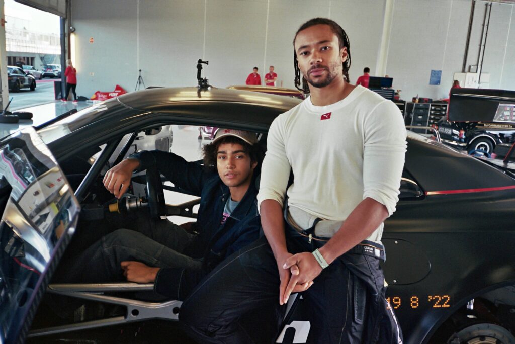 Bild von Jann Mardenborough und Archie Madekwe