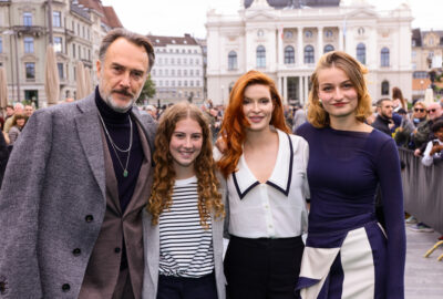 Bild des Casts von «When we were sisters»