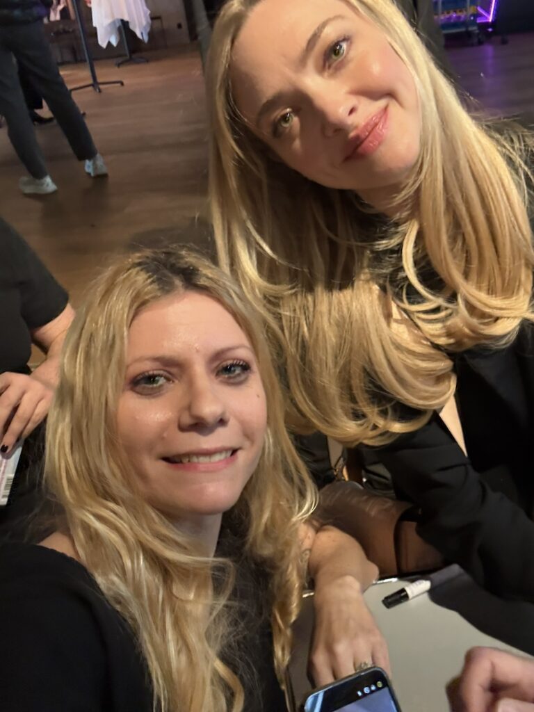 Bild von Amanda Seyfried und Daphne Chaimovitz am Zurich Film Festival